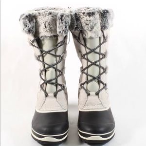 Khombu Emily Women's Winter Snow Boots